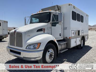2008 Kenworth T300 Enclosed Utility Truck