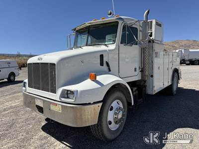 2002 Peterbilt 330 Mechanics Service Truck