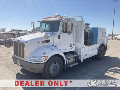 2014 Peterbilt 337 Mechanics Service Truck