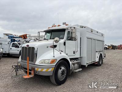 2013 Peterbilt 337 Enclosed Service Truck