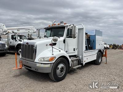 2014 Peterbilt 337 Mechanics Service Truck