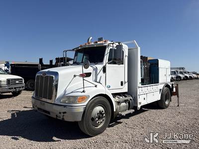 2013 Peterbilt 337 Mechanics Service Truck