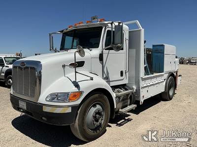 2014 Peterbilt 337 Mechanics Service Truck