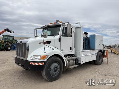 2014 Peterbilt 337 Mechanics Service Truck