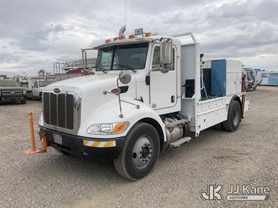 2014 Peterbilt 337 Mechanics Service Truck
