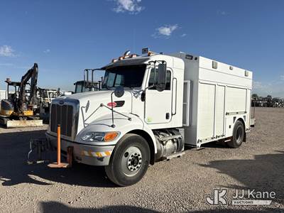 2013 Peterbilt 337 Enclosed Service Truck