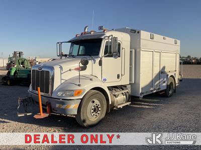 2013 Peterbilt 337 Mechanics Service Truck