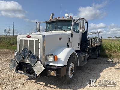2018 Peterbilt 367 T/A Flatbed Truck