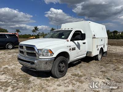 2015 RAM 3500 4x4 Enclosed Service Truck