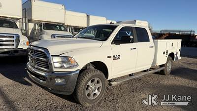 2018 RAM 3500 SLT Crew Cab LWB 4WD Crew-Cab Service Truck