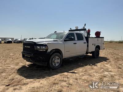 2022 Ram 3500 4x4 Crew-Cab Service Truck