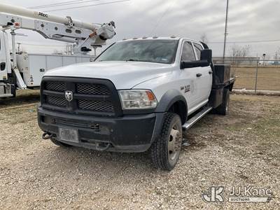 2018 RAM 4500 Crew-Cab Flatbed/Service Truck