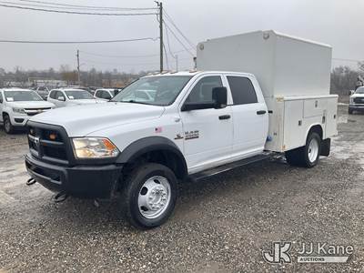 2018 RAM 4500 4x4 Crew-Cab Enclosed Service Truck