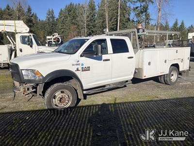 2017 RAM 5500 4x4 Crew-Cab Service Truck