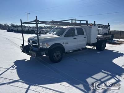 2016 RAM 5500 Crew Cab LWB 4WD DRW Crew-Cab Flatbed/Service Truck