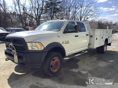 2015 RAM 5500 Crew-Cab Service Truck