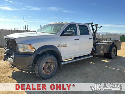 2016 RAM 5500 Crew-Cab Flatbed/Service Truck