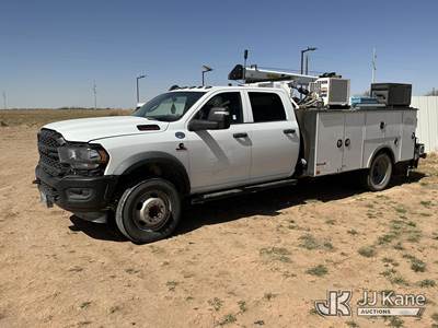 2023 RAM 5500 Extended-Cab Mechanics Service Truck