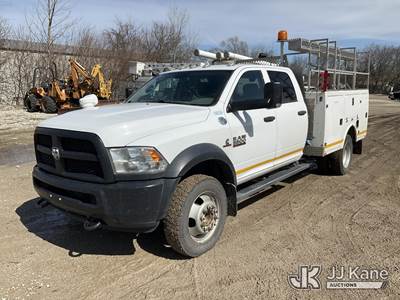 2015 RAM 5500 Crew-Cab Service Truck