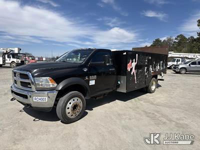 2015 RAM 5500 Flatbed/Service Truck