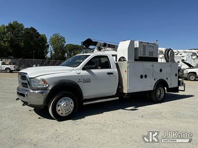 2015 RAM 5500 4X4 Mechanics Service Truck