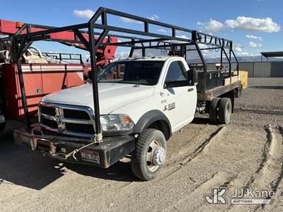2017 RAM 5500 Flatbed/Service Truck