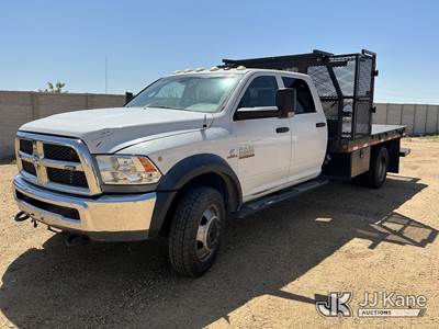 2014 RAM 5500 Crew Cab Crew-Cab Flatbed/Service Truck