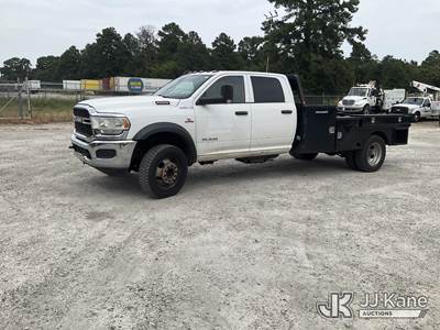 2019 Ram 5500 4x4 Crew-Cab Flatbed Truck