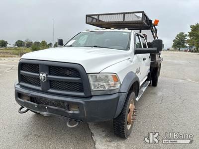 2017 RAM 5500 Flatbed/Service Truck