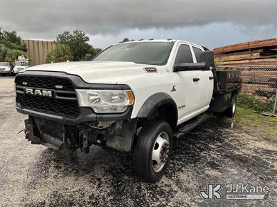 2020 Ram 5500 4x4 Crew-Cab Flatbed/Service Truck