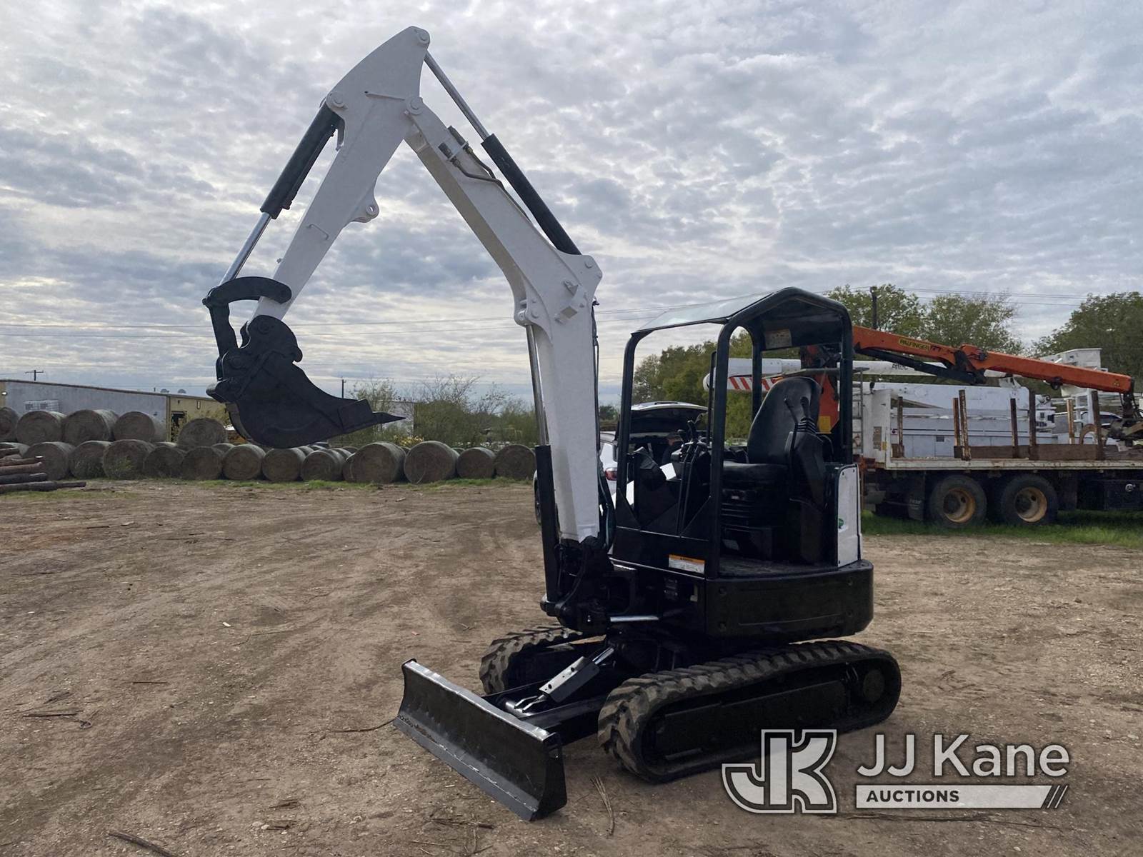 2014 Bobcat E32 Mini Hydraulic Excavator For Sale, 661 Hours San Antonio, TX SA613