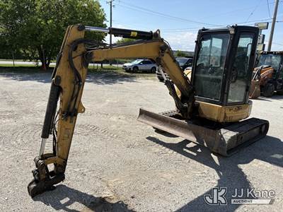2015 Caterpillar 304E 2CR Mini Hydraulic Excavator
