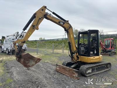 2015 Caterpillar 305.5E2 Mini Hydraulic Excavator