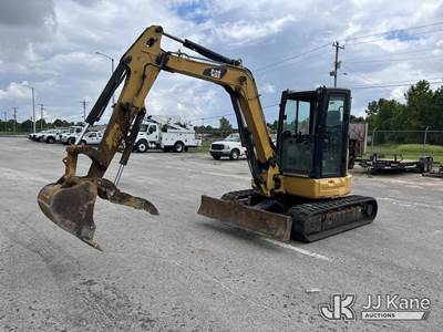 Caterpillar 305E2 Mini Excavator