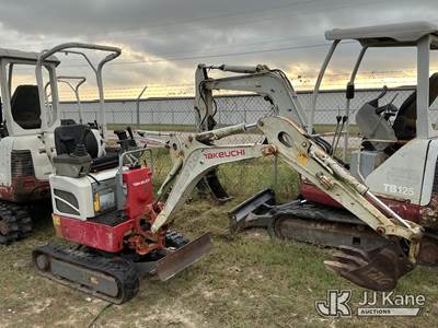 Takeuchi TB210R Mini Hydraulic Excavator