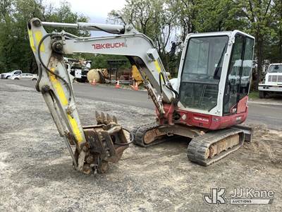2016 Takeuchi TB240 Mini Hydraulic Excavator