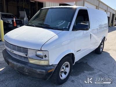 2002 Chevrolet Astro Cargo Van