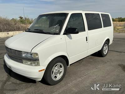2003 Chevrolet Astro AWD Mini Passenger Van