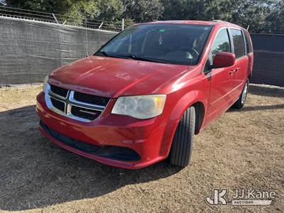 2013 Dodge Grand Caravan SXT Mini Passenger Van