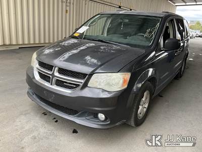 2011 Dodge Grand Caravan Crew Mini Passenger Van