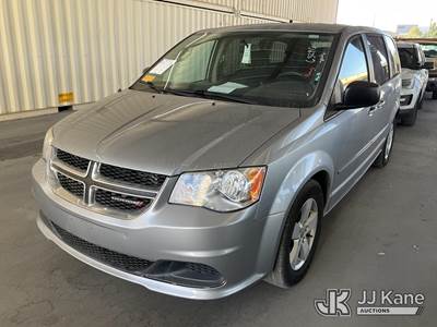 2013 Dodge Grand Caravan SE Mini Passenger Van