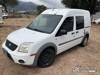 2010 Ford Transit Connect XLT with Side and Rear Door Glass Mini Cargo Van