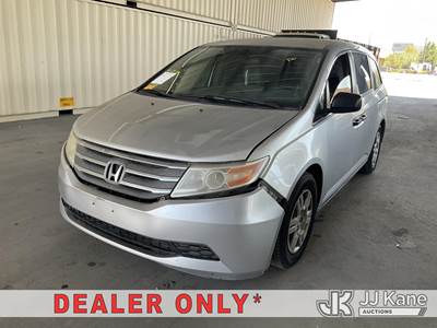 2012 Honda Odyssey LX Mini Passenger Van