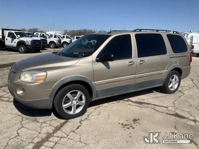 2005 Pontiac Montana SV6 Mini Passenger Van