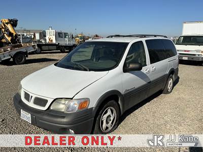 2000 Pontiac Montana 4-Door Extended Passenger Van