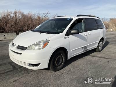 2005 Toyota Sienna Mini Passenger Van