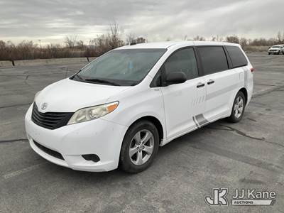 2011 Toyota Sienna Mini Passenger Van