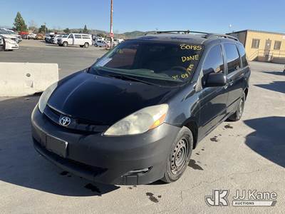 2009 Toyota Sienna Mini Passenger Van