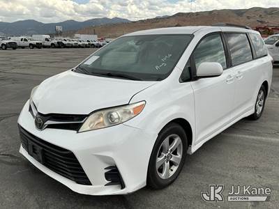 2019 Toyota Sienna Mini Passenger Van