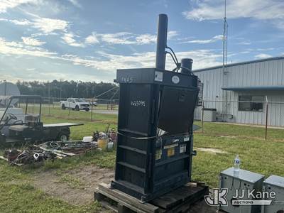 2007 Cram-A-Lot DP-36 Electric Vertical Baler
